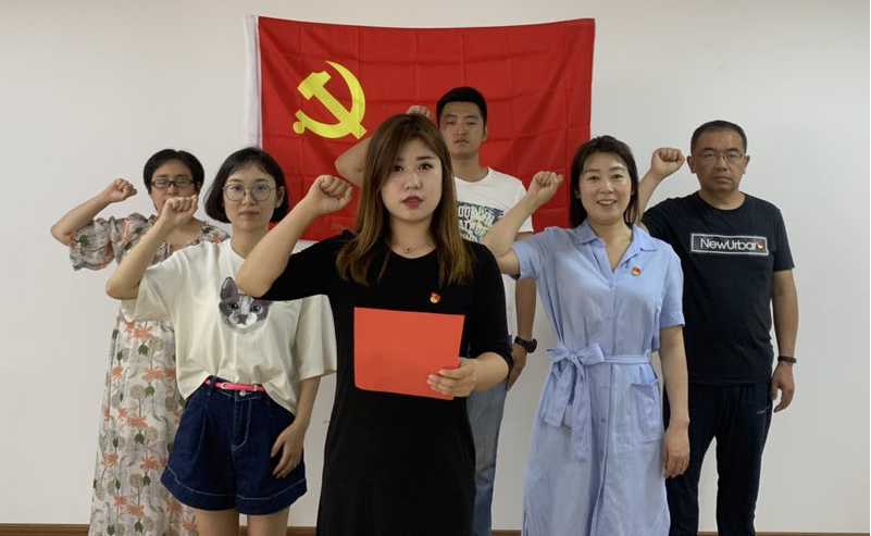 “浓情七一·红色领航”——紫提东郡社区庆建党98周年系列活动