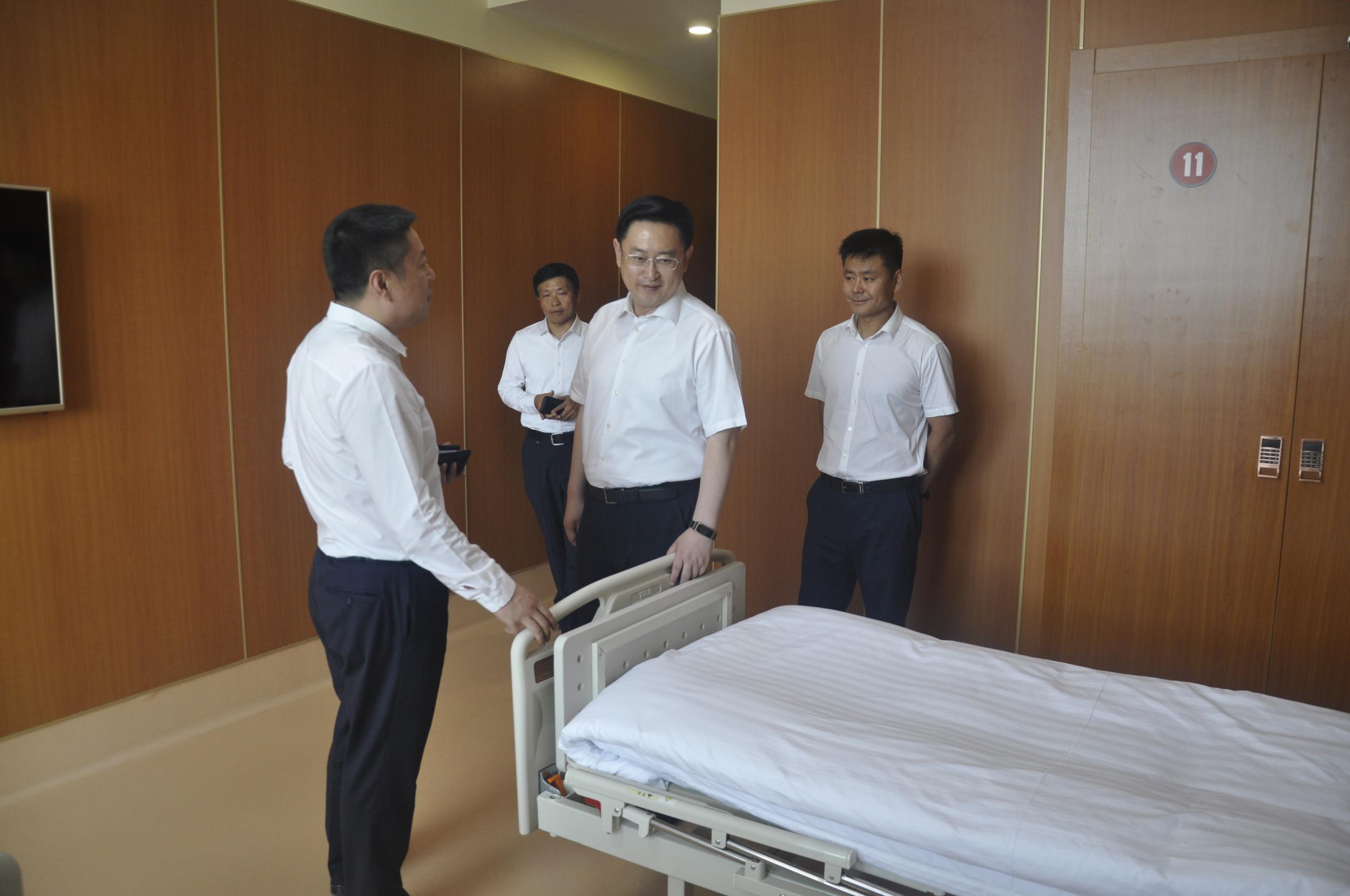 浑南区外国专家局与东北国际医院签署《为浑南区外国专家提供国际化高端医疗...