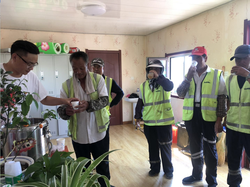 温馨港湾社区组织“悦助.爱心传递”公益活动