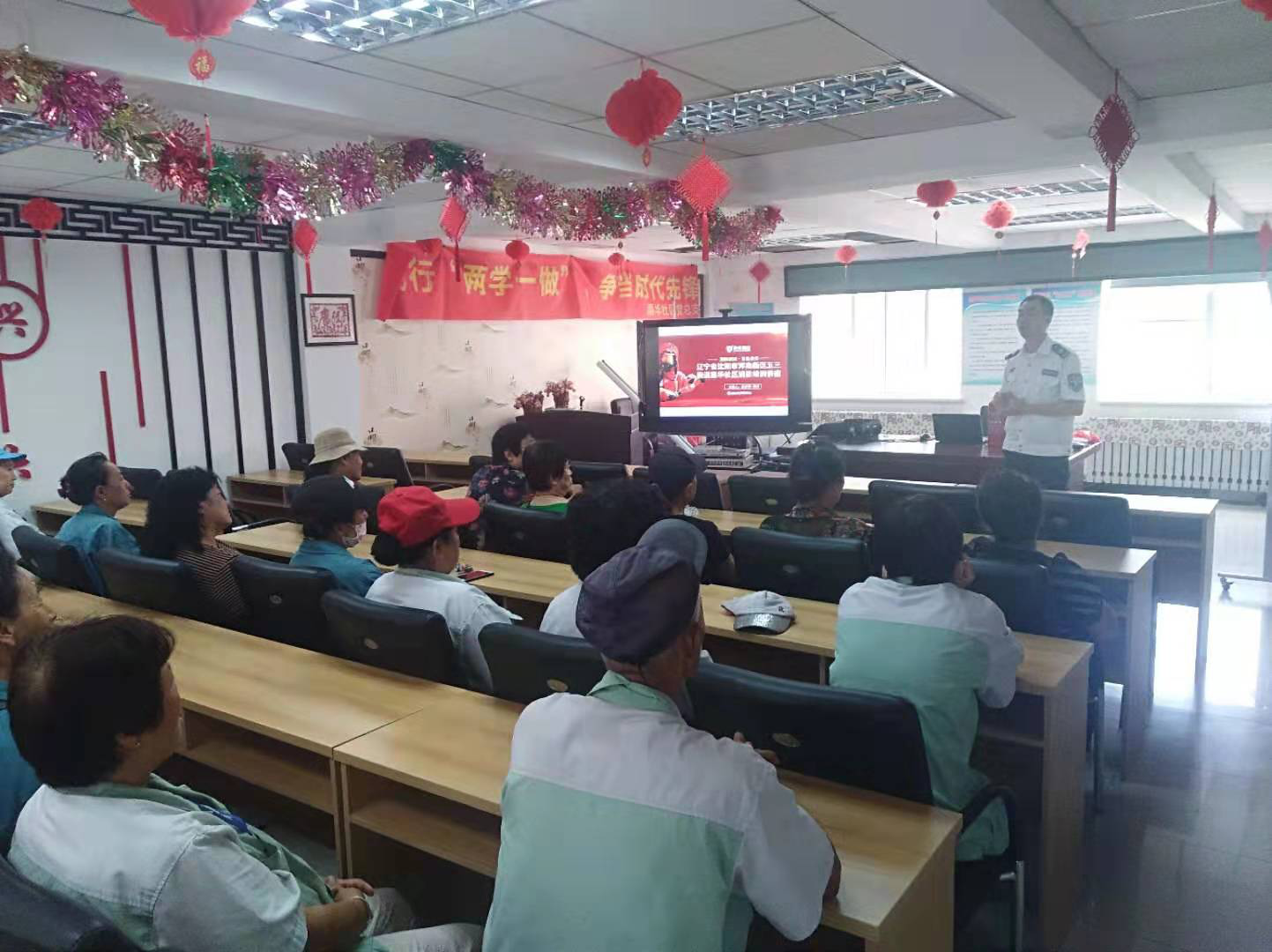 嘉华社区开展消防安全知识讲座