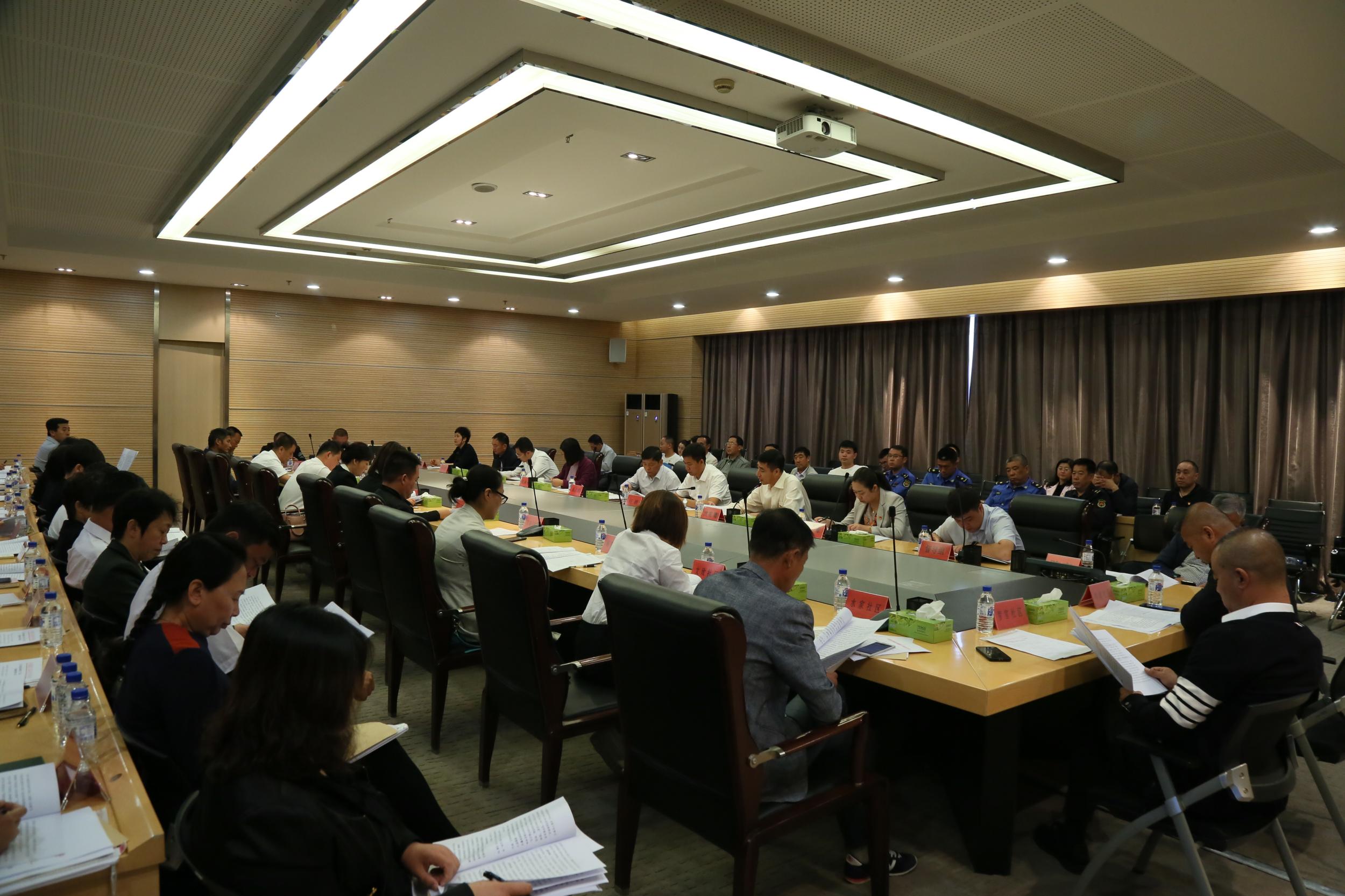 东湖街道党工委召开“不忘初心、牢记使命”主题教育工作会议