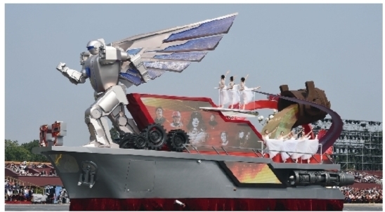 辽宁彩车“五大密码” 闪耀光荣底色