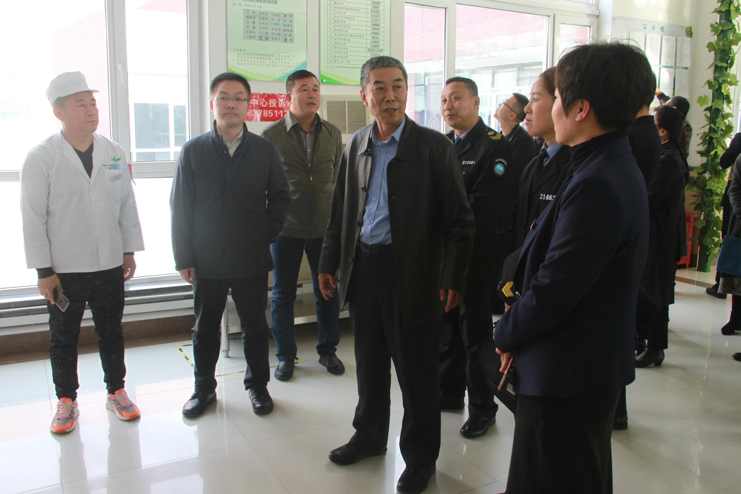 沈阳全面推广浑南区家长陪餐和食品安全家长监督机制