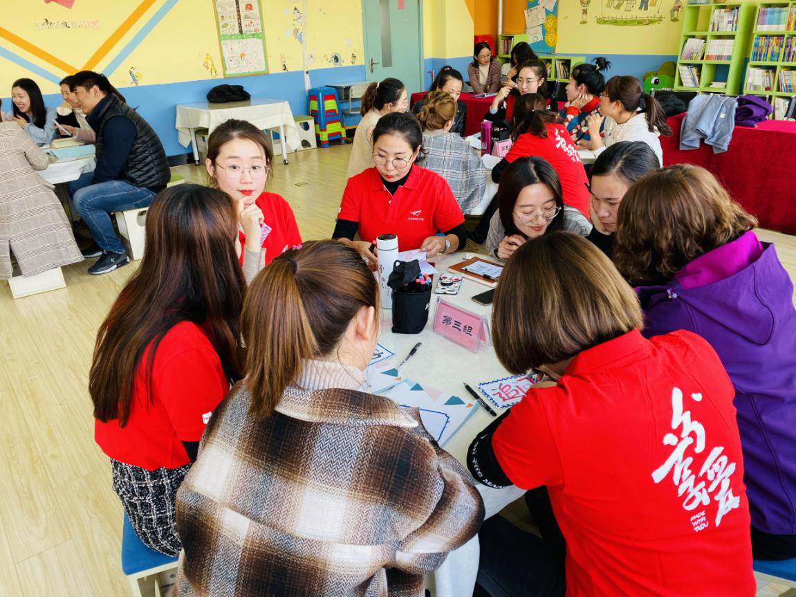 实验小学开展梦想课程主题教研活动