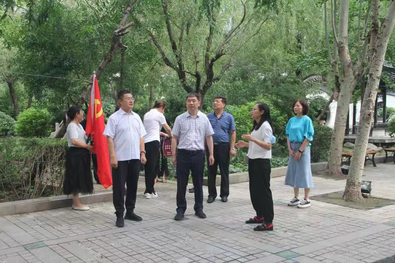 区政协机关党支部开展“我为‘两邻’治理添活力”主题党建活动