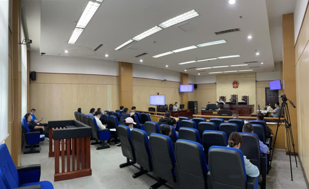 区司法局组织行政审判庭审观摩培训活动