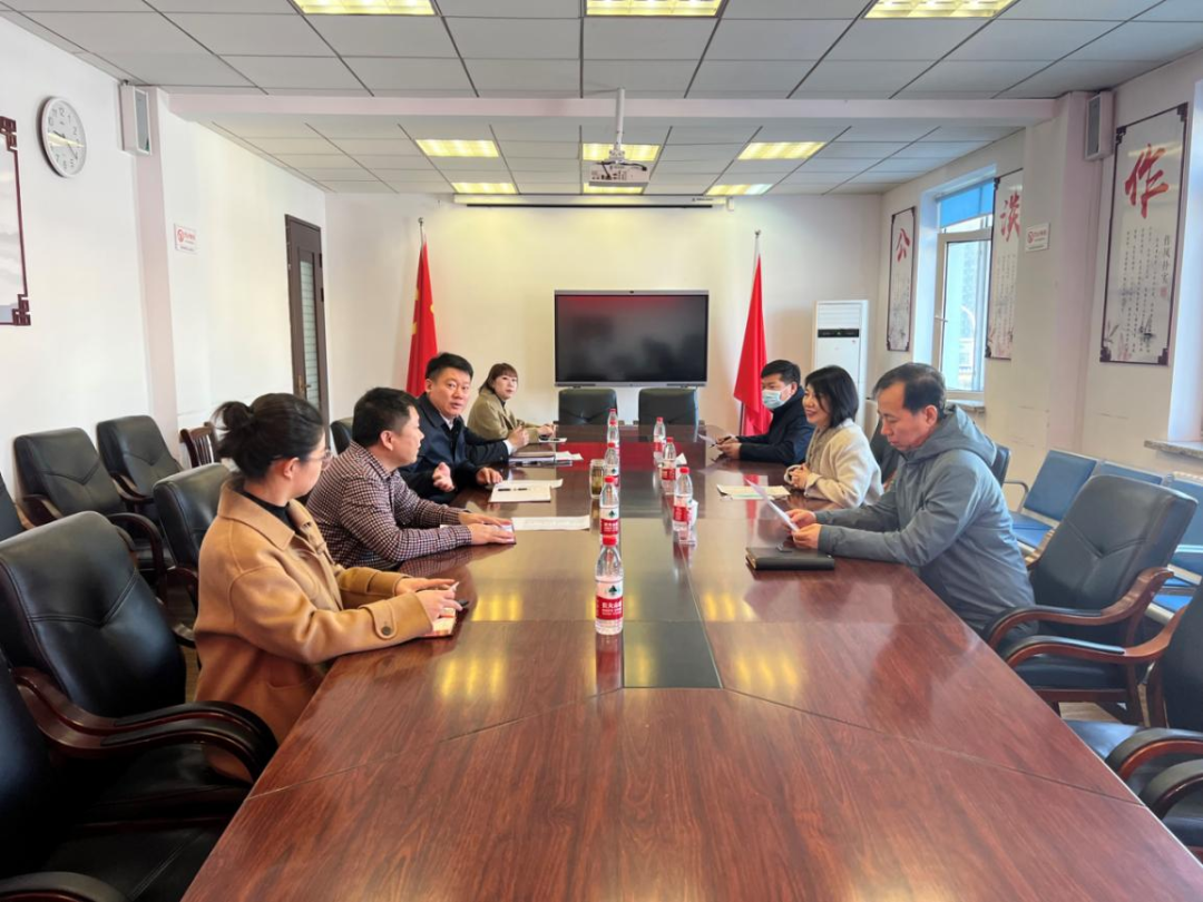 区政协调研我区“委员之家”建设及委员进社区工作