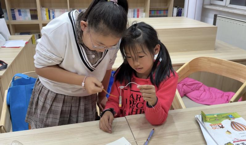 王滨街道：陪伴课堂进乡村 幸福教育暖民心