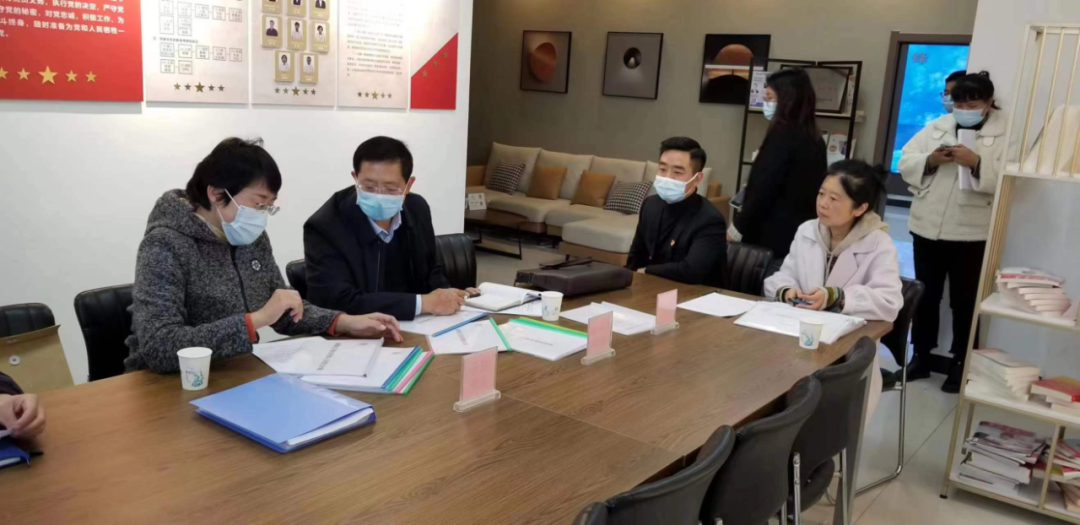 区人社局：深入社区走访 精准就业帮扶