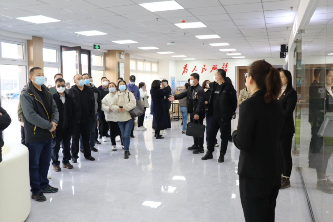 组织观摩学习见成效，推动社区打造“上赛道”