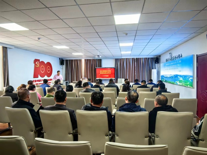 棋盘山景区管理局：头雁比武晒实绩 同台打擂增活力