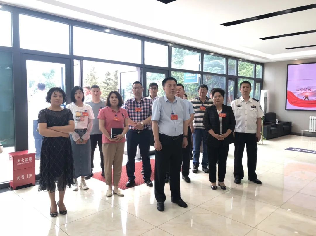 区人大常委会视察全区法治公安建设工作