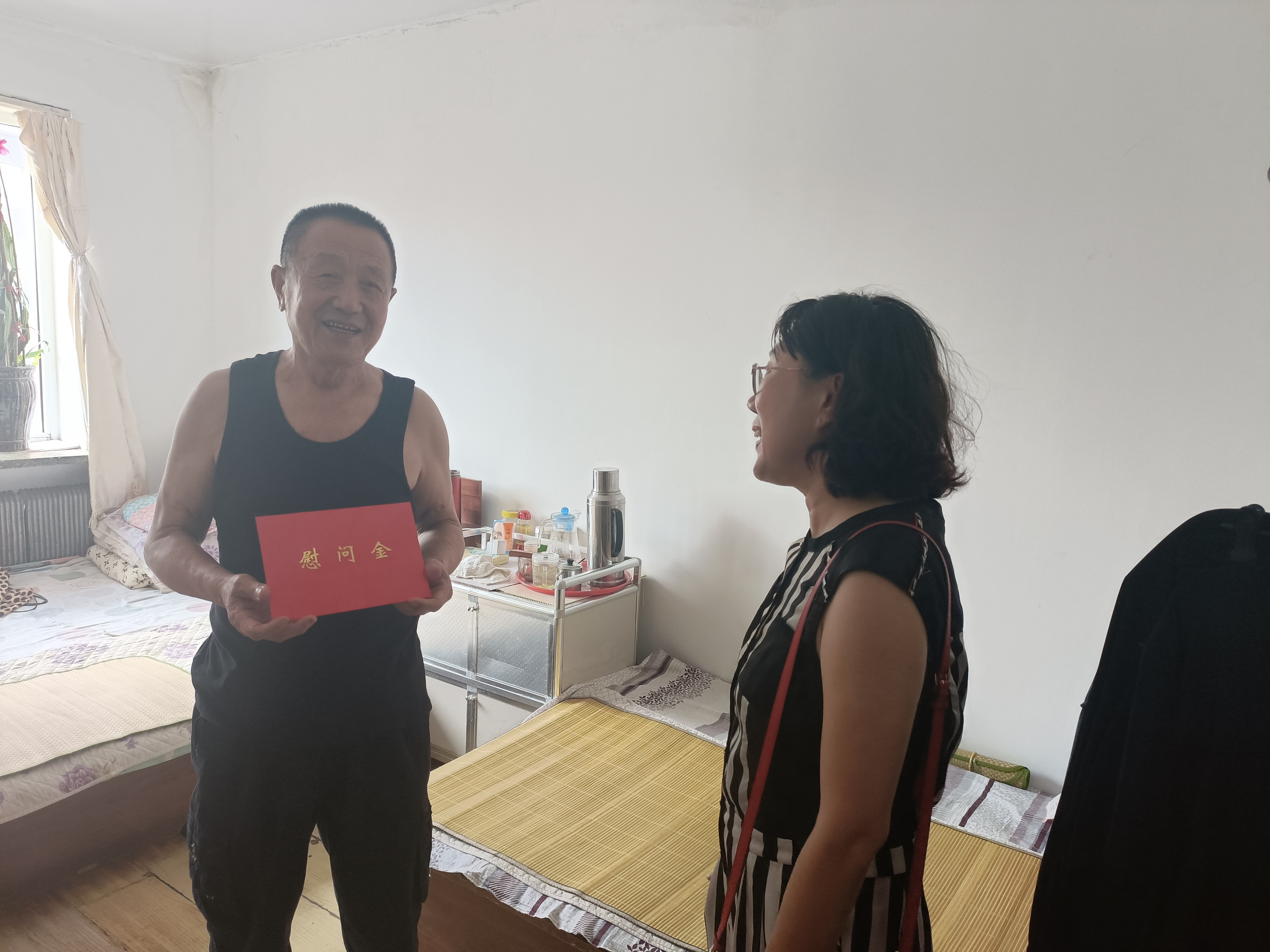 我区开展拥军优属慰问活动