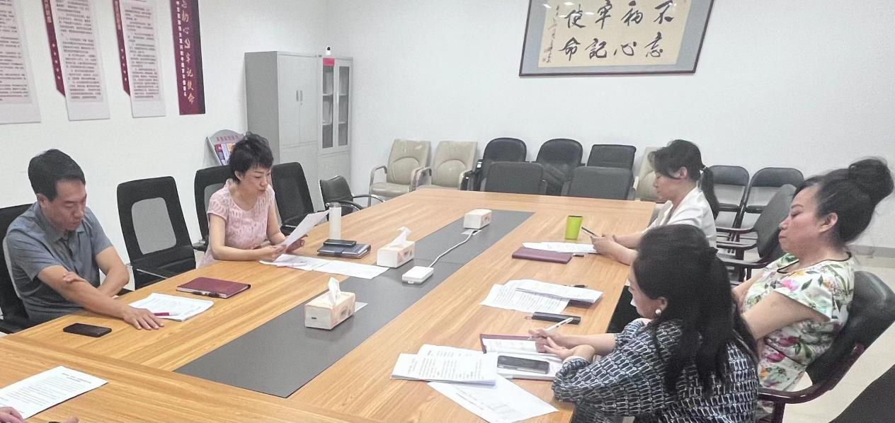 区营商局召开第一、二批主题教育有效衔接工作动员部署会议