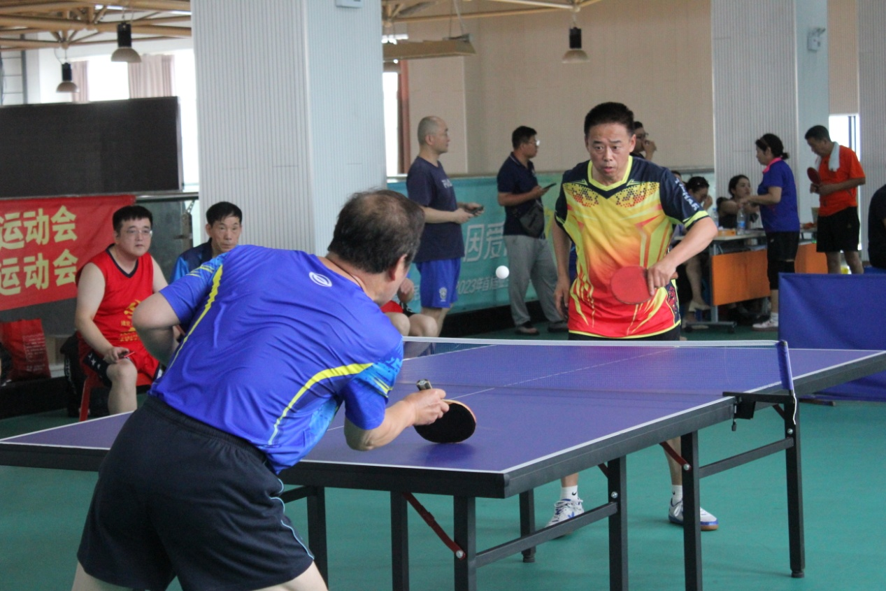 白塔街道举办市民运动会 全民健身一起“乒乓”