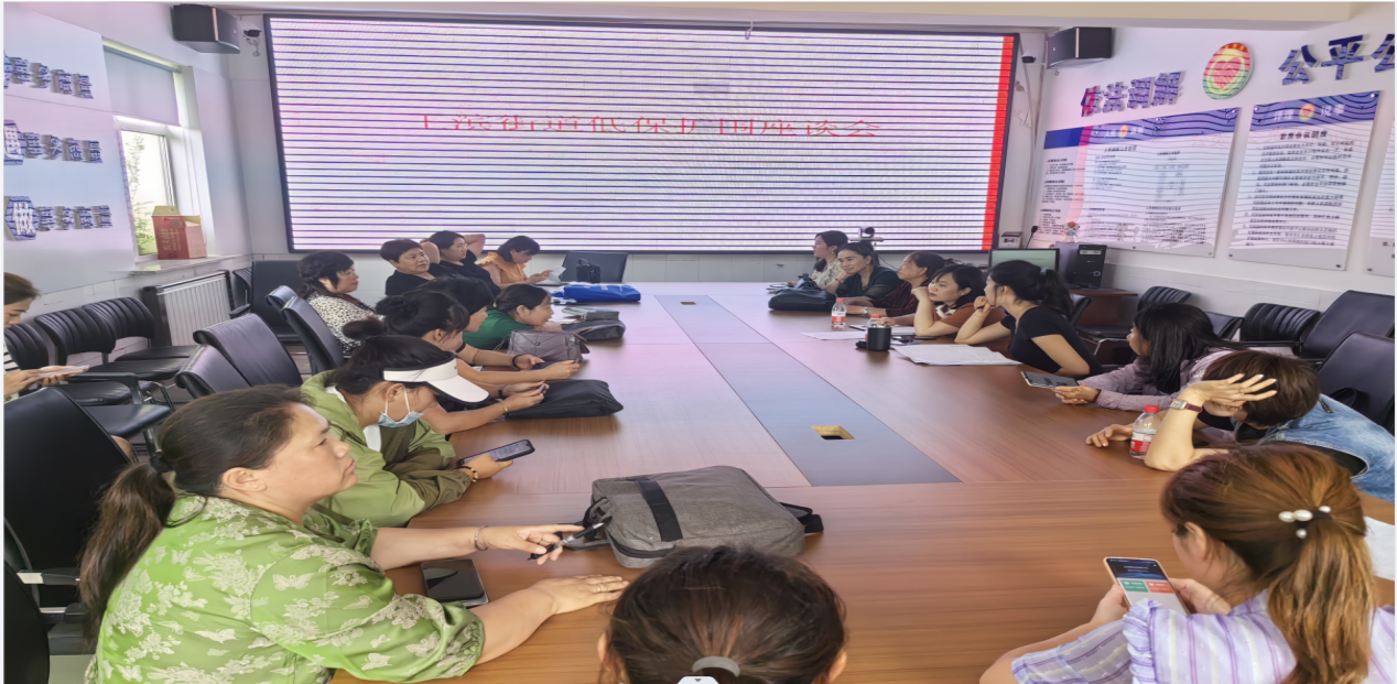 区民政局：多措并举开展探访关爱服务