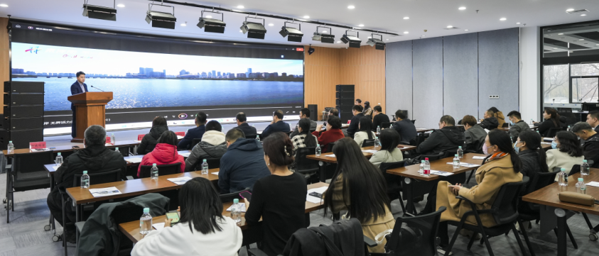 区直机关工委开展“看浑南、爱家乡、促振兴”实践活动