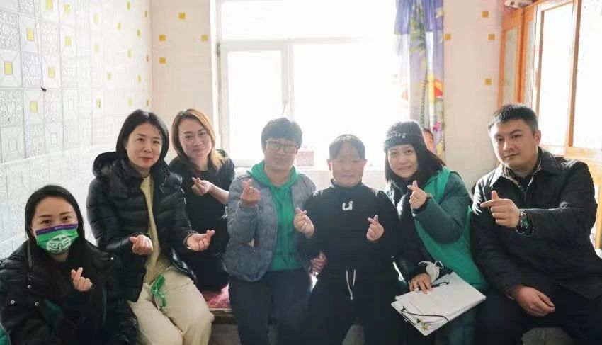 祝家街道开展困境儿童家庭筑梦助学走访活动